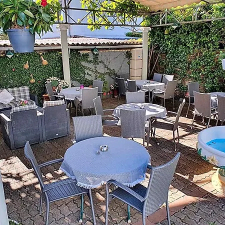 Restaurant-hotel Dimitra 2*