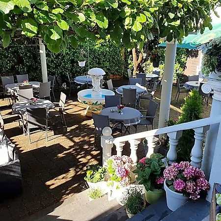 Restaurant-hotel Dimitra 2* Alsbach-Hahnlein