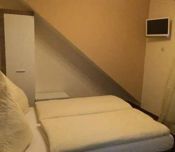 Отель Restaurant-hotel Dimitra Alsbach-Hahnlein